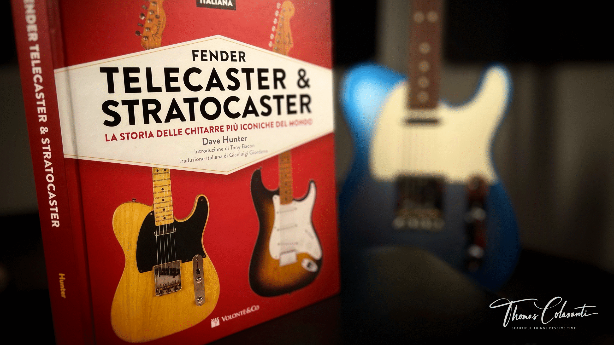 Volonte & Co Fender Telecaster & Stratocaster kniha o kytarách
